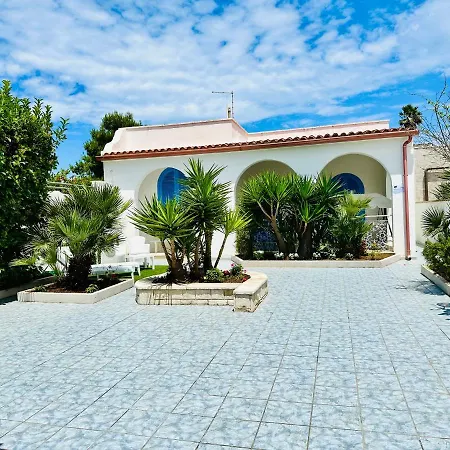 Azzurra Villa