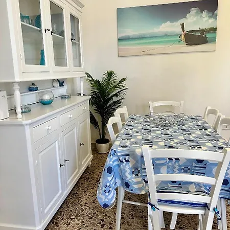 Villa Azzurra *